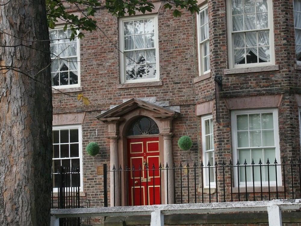 Sir William Fox Town House Hotel South Shields Exterior foto